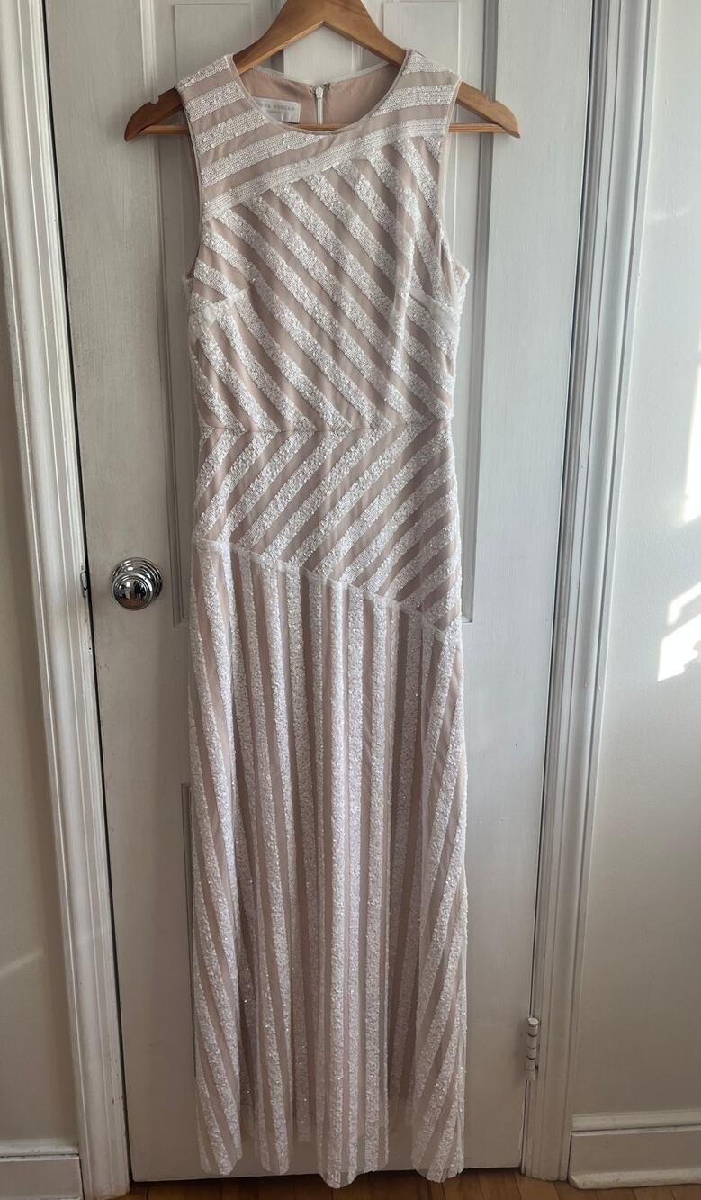 Donna Morgan Gigi Striped Sequin Gown - Champagne/Silver - Size 6 - EUC